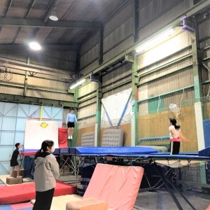 兵庫県尼崎市のトランポリンクラブの少人数プライベートクラス